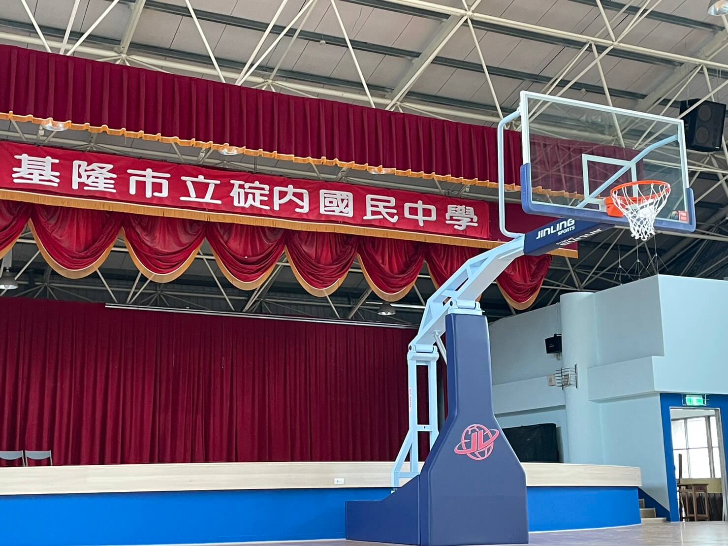 認證電動油壓籃球架LV2-1